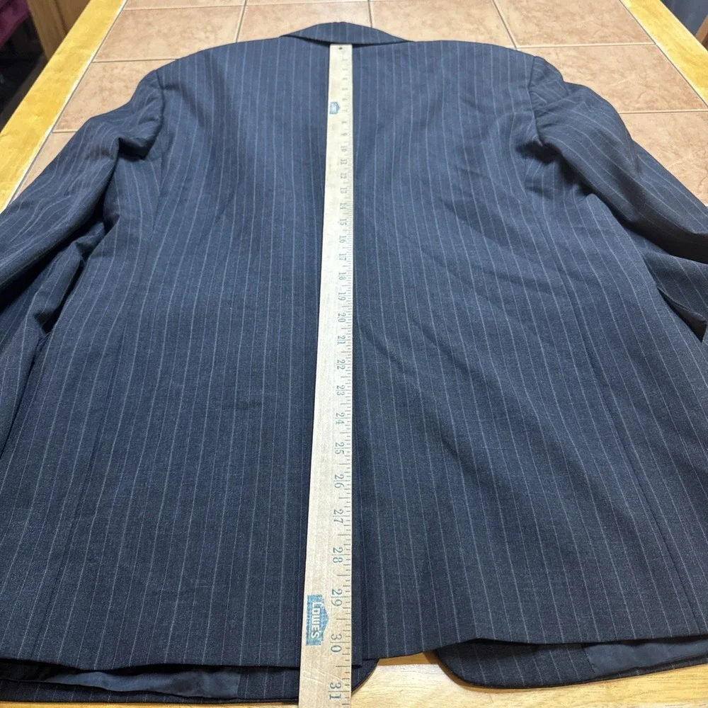 Hart Schaffner Marx Gold Trumpeter Gray Stripe Suit 38R Pants 32 x 30 Vintage